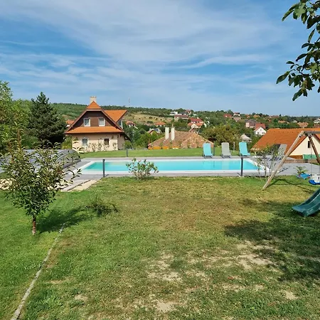 Tatil Evi Akacfa Vendeghaz