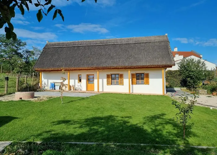 Akacfa Vendeghaz Hébergement de vacances Pakozd
