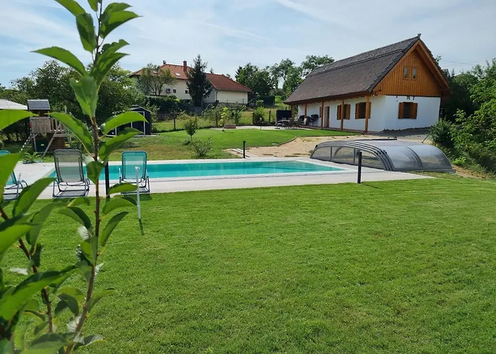 Akacfa Vendeghaz Hébergement de vacances