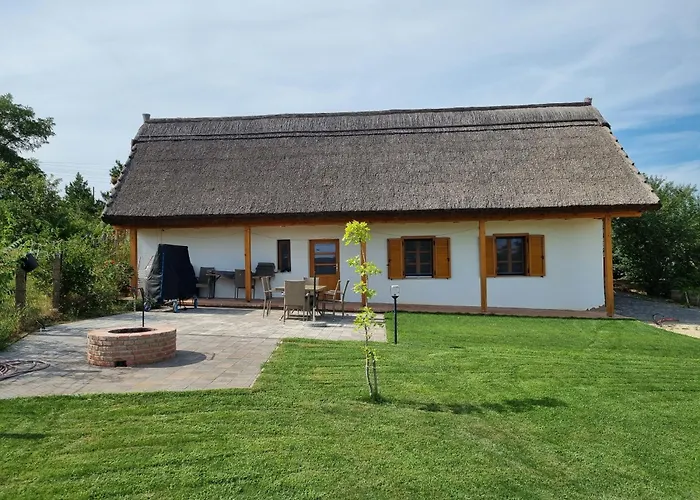 Akacfa Vendeghaz Pakozd